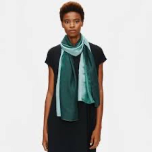 Eileen Fisher Tie Dye Organic Cotton Blend Scarf Shibori Green - Picture 3 of 3